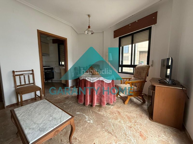 Foto 25fb3777-925a-467d-8cd6-47bc75ebfd17. Apartament amb aparcament a Casco Antiguo Cáceres