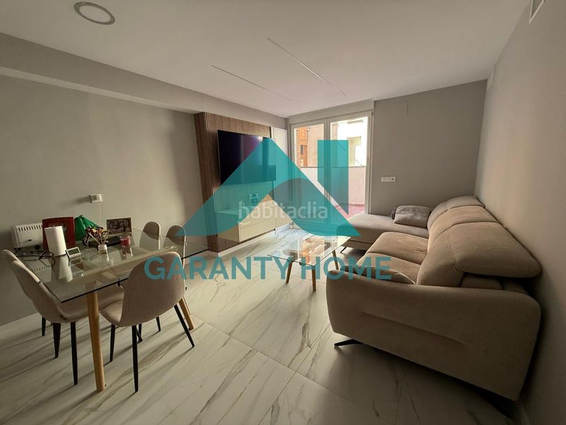 Foto 0933dfaf-2bde-4d50-bc35-2234fe8a0968. Apartament amb calefacció a Centro Cáceres