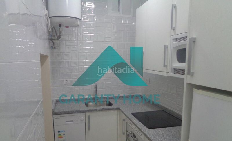 Foto 600c3f1c-11e2-4308-a627-bbd9a0b2a805. Apartament amb calefacció a Casco Antiguo Cáceres