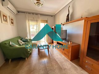 Affitto Appartamento in Nuevo Cáceres. Se alquila piso de 3 habitaciones con terraza