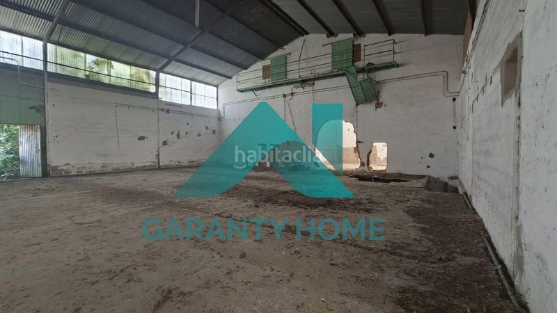 Foto a28252da-0122-48e0-ba9f-80210a6b87e0. Area edificabile industriale in Malpartida de Cáceres