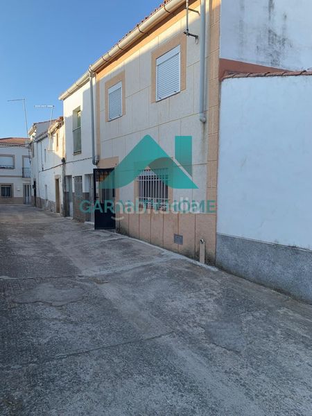 Foto 5d48463c-f5d6-4de0-8879-3e9a8a3c062b. Casa a Torrequemada