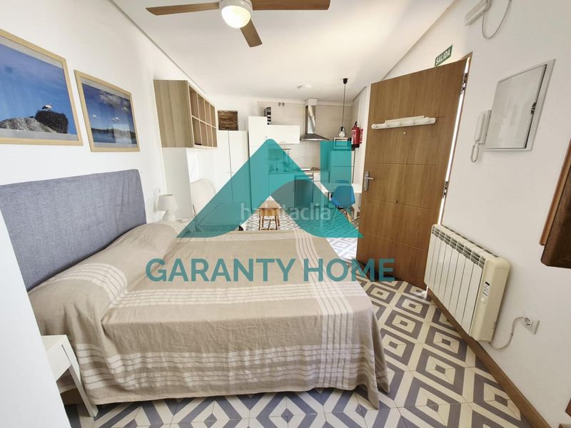 Foto 5ba5349d-9f34-4cf6-88e4-26e028718b67. Apartament amb calefacció a Casco Antiguo Cáceres