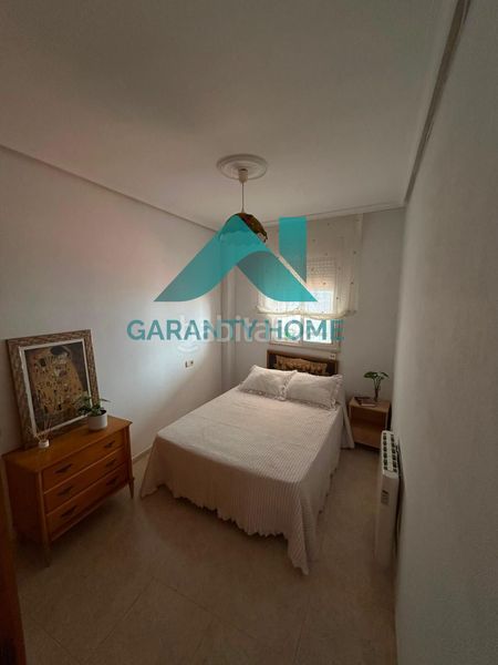 Foto 3b003e1e-e656-4f74-9cf1-15ae3b99c762. Apartament amb aparcament a Casco Antiguo Cáceres