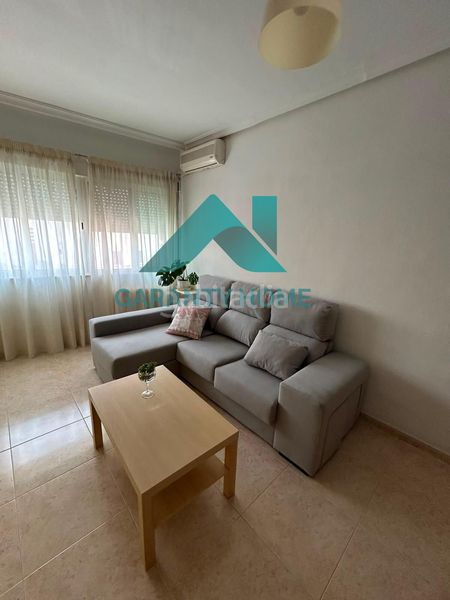Foto bcebc3f8-49f8-44dd-bc07-420c34ca92de. Apartament amb aparcament a Casco Antiguo Cáceres