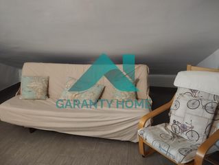 Miete Appartement in Casco Antiguo. Se alquila apartamento abuhardillado reformado!
