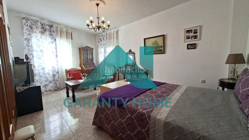 Foto 07978a3a-fb30-462b-b4a7-8c516a7c3d23. Casa adossada amb calefacció a Torrequemada