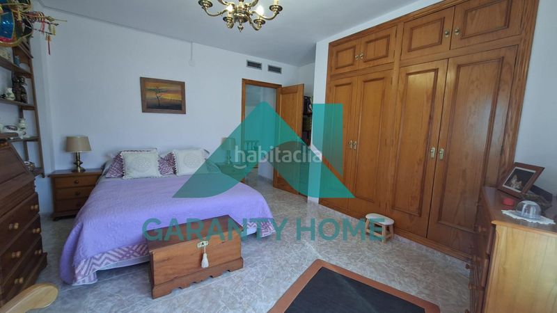 Foto 4b121138-a11a-4ce8-aaf4-6704f1e3ad86. Casa adossada amb calefacció a Torrequemada
