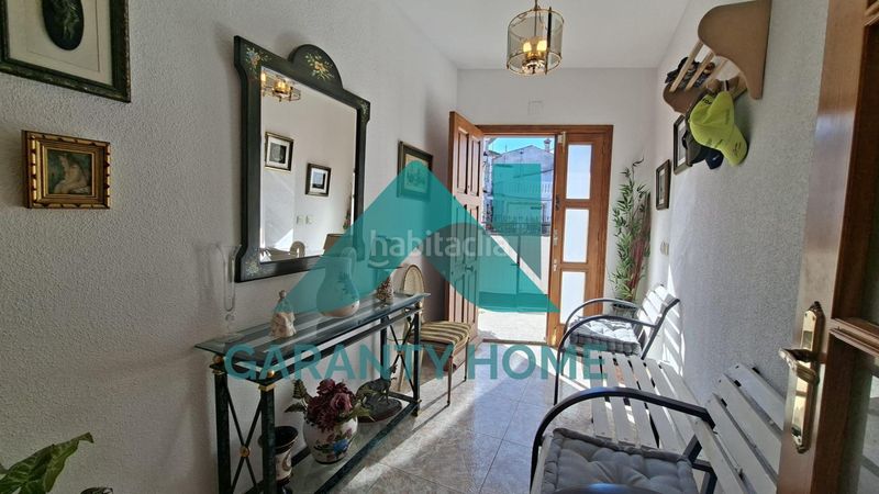 Foto f8a577e4-7a0d-41f2-8351-d133c1434c4f. Casa adossada amb calefacció a Torrequemada