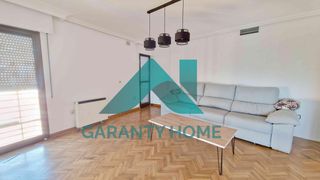 Location Appartement à Centro. Piso en alquiler en cruz de los caídos  ideal para estudiantes y