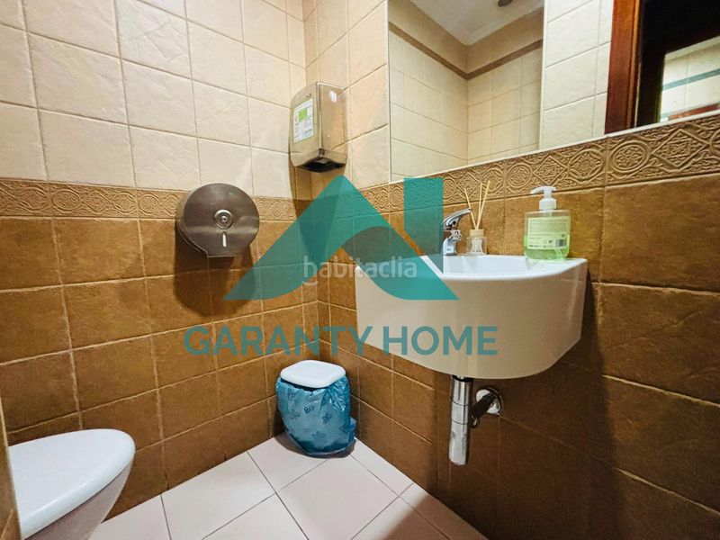 Foto de0ccfcf-18fc-4dc1-b891-b24796d9bf92. Alquiler local comercial se alquila bar en zona cánovas! en Cáceres