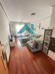 Rent Flat in Montesol - Mejostilla. Se alquila piso en montesol