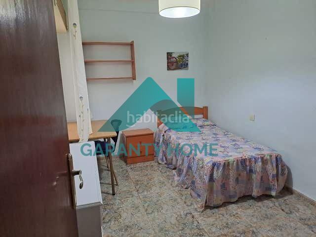 Foto 2de38acb-454a-46fb-a7d0-2fc515575289. Rent flat with heating in Centro Cáceres