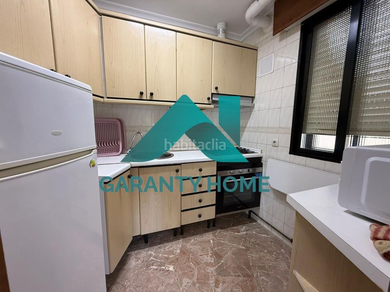 Foto 00da75f9-875c-4906-abaa-74b50ce5b561. Alquiler apartamento  amueblado en alquiler en zona plaza de toros con garaje! en Cáceres