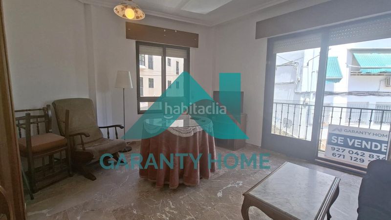 Foto 516c080a-31cf-4d86-ac62-479bba0d23bb. Alquiler apartamento  amueblado en alquiler en zona plaza de toros con garaje! en Cáceres