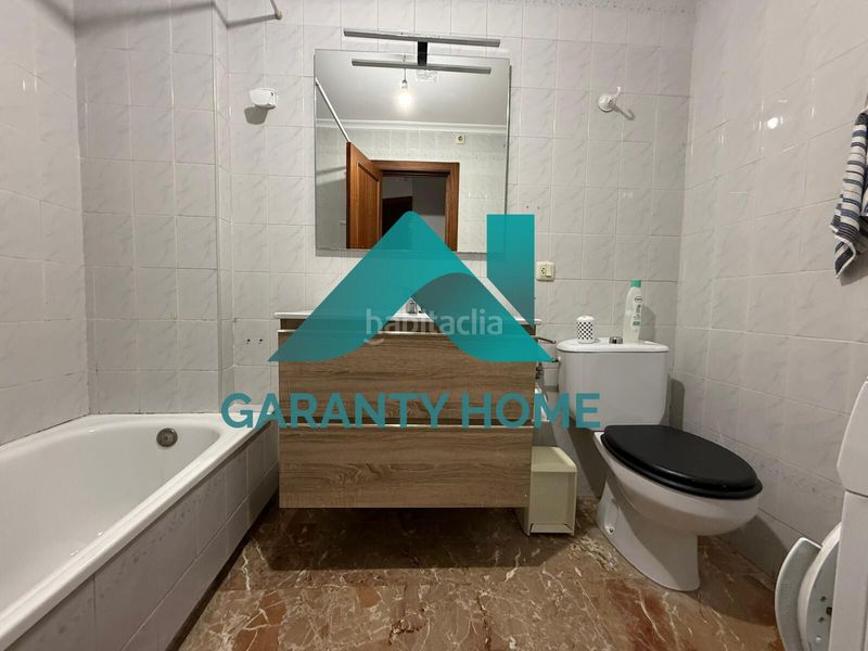 Foto a3bb4617-d547-4d3d-8b5f-49308dbc38dc. Alquiler apartamento  amueblado en alquiler en zona plaza de toros con garaje! en Cáceres