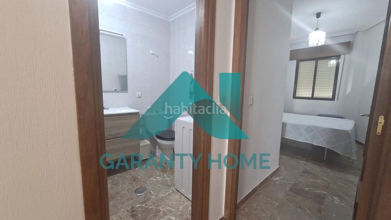 Foto abc53858-121a-4fc6-8365-e6d0b67cb156. Alquiler apartamento  amueblado en alquiler en zona plaza de toros con garaje! en Cáceres