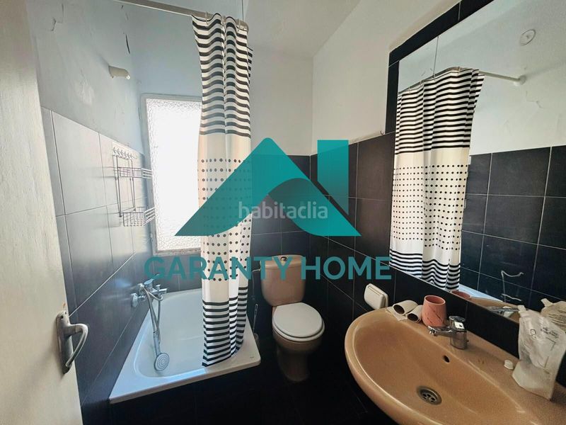 Foto bd8d5aea-5623-4800-942c-be537eb8cc15. Etagenwohnung mit heizung in Centro Cáceres