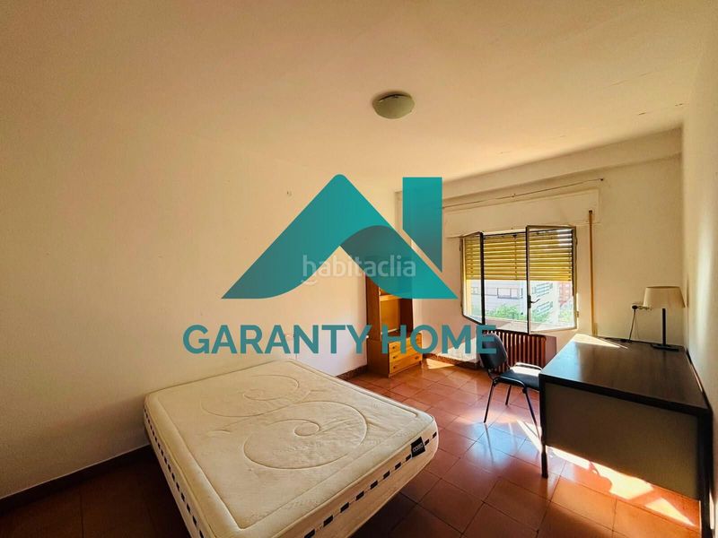 Foto dfd18c9a-282a-41a5-8582-f82dded6b96c. Etagenwohnung mit heizung in Centro Cáceres