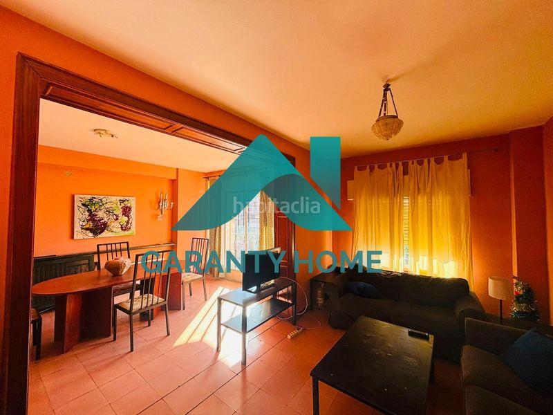 Foto f2049a77-dd5b-482f-b261-11106d4358b1. Etagenwohnung mit heizung in Centro Cáceres
