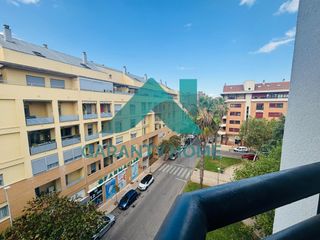 Rent Flat in Ruta de la Plata. Se alquila piso en alquiler en zona eroski
