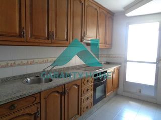 Location Appartement à Ruta de la Plata. Se alquila piso en alquiler en zona eroski