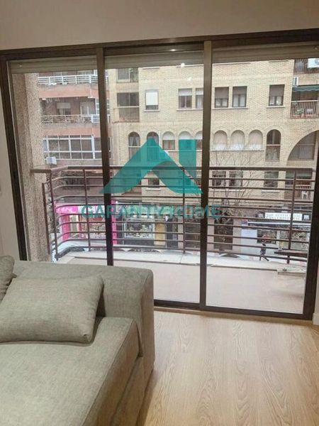 Foto 5ac29175-19f6-45ad-9567-49659392adf0. Alquiler apartamento  en alquiler en pleno Centro en Cáceres
