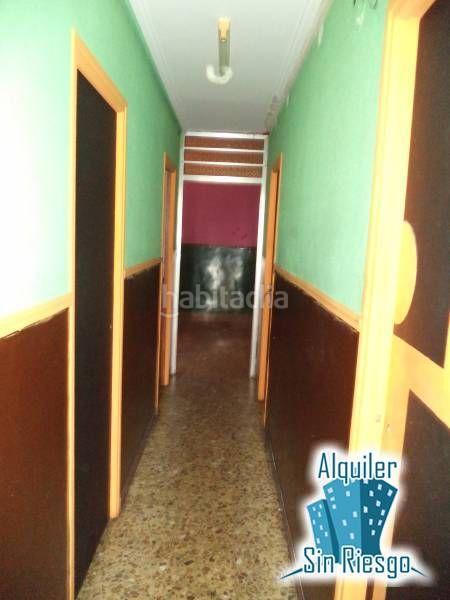 Foto e4b746e7-651d-43b1-bd77-6345bffaccf5. Alquiler local comercial se alquila bar en zona Centro en Cáceres