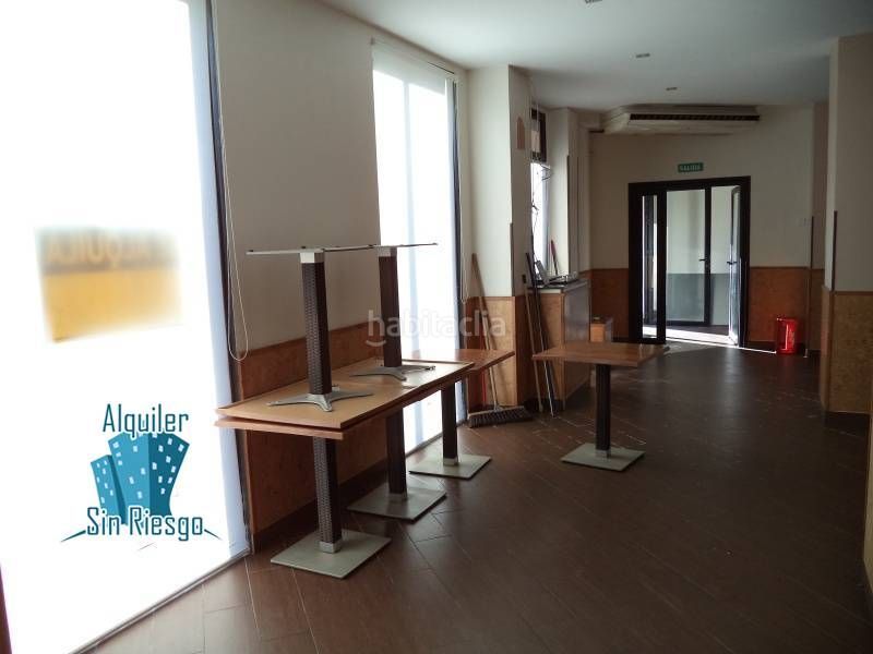 Foto 8af2ba0f-1807-4e7b-a2d1-5b27a89a6b31. Local comercial amb calefacció a Centro Cáceres