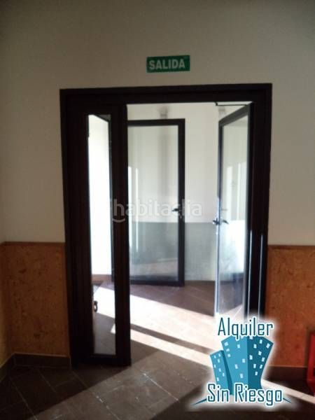 Foto c2d9cdd3-62c7-446f-8a56-5635842dded1. Local comercial amb calefacció a Centro Cáceres