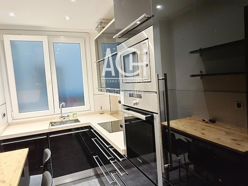 Foto 189ac2e3-4b6a-4e57-b74c-00c35c9665fe. Alquiler piso  en el corazón del ensanche con terraza en Bilbao