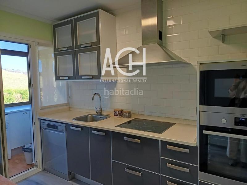 Foto 301be274-5211-4872-923c-cf463273f4c5. Location appartement avec chauffage parking dans Sopela