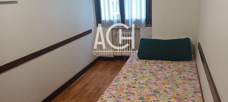 Foto 84fa1811-8a7a-4bfe-bd02-ad49f18f2569. Lloguer pis amb calefacció a Ametzola Bilbao