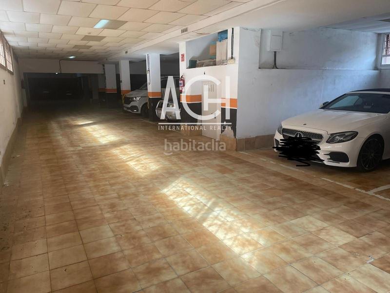 Foto e46e376b-0c03-4d62-abc7-9f1b7b59c382. Parking voiture dans Villamonte Getxo