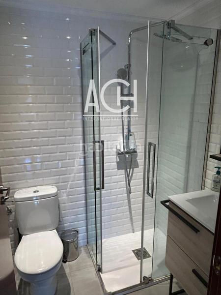 Foto 10b5442b-745b-403d-bfed-78855fe1aa50. Rent flat with heating parking in Barrio de Uribarri Bilbao