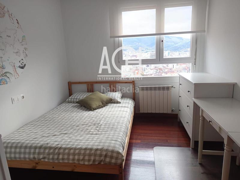 Foto a7d80e1a-bcfd-4ac4-8f2f-21c38eb5d5d7. Rent flat with heating parking in Barrio de Uribarri Bilbao