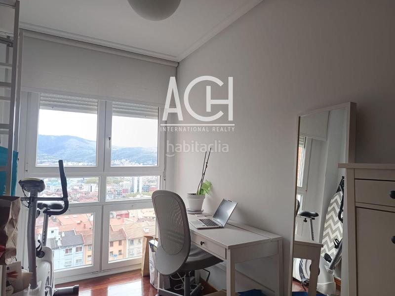 Foto fd061789-b04e-4206-af12-fac69cfcd11f. Rent flat with heating parking in Barrio de Uribarri Bilbao