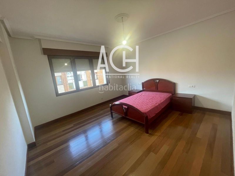 Foto c9f918d6-b59e-4a1d-8f21-a042a489b87d. Rent flat with heating in Atxuri Bilbao