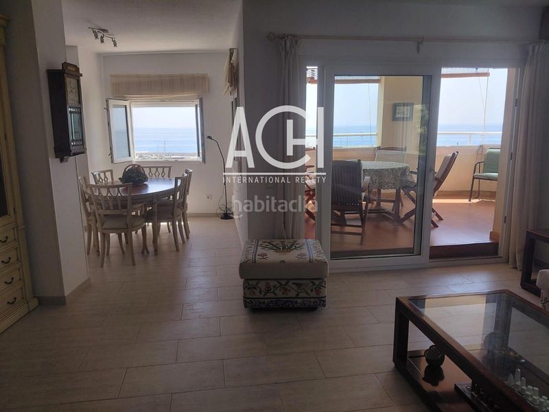 Foto 2d27e827-ea2b-49b3-8639-b23285312017. Pis amb calefacció aparcament piscina a puerto de Estepona Estepona