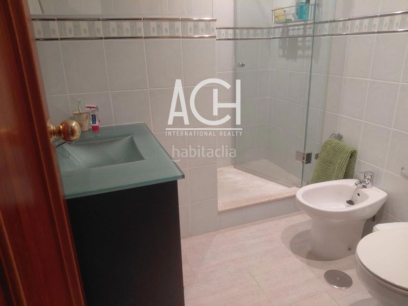 Foto 50cd4cb5-5846-436d-aff1-add6d92c3613. Pis amb calefacció aparcament piscina a puerto de Estepona Estepona