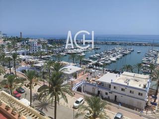 Pis  Puerto paraiso. Piso de 180 m2 en puerto paraisoesteponamalaga
