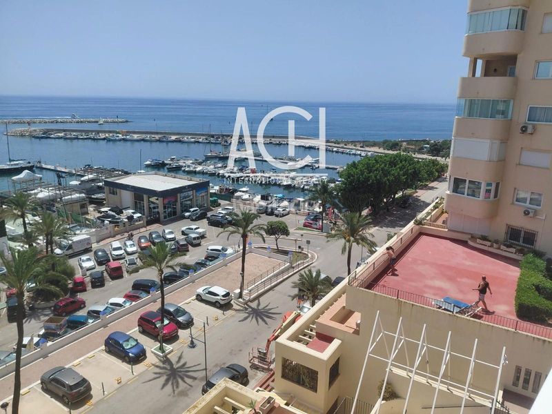 Foto aba98702-4177-427c-80ad-684116ac8fc0. Pis amb calefacció aparcament piscina a puerto de Estepona Estepona