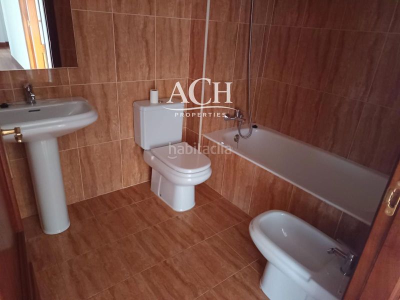 Foto 33013b9b-4c39-49b2-9ddd-703b4a65cdbd. Rent flat with heating parking in Berango