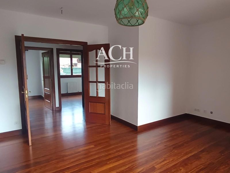 Foto d2276982-1f66-4ec2-b9c8-bd532eca8f93. Rent flat with heating parking in Berango