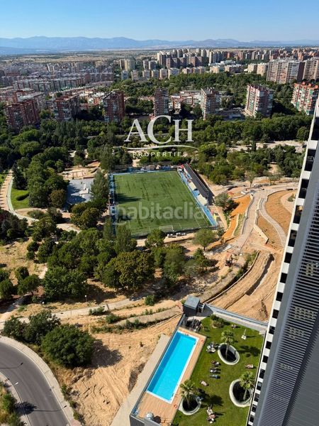 Foto 452db8ec-e972-4766-8467-1da2de3207cf. Rent flat with parking pool in Valdeacederas Madrid