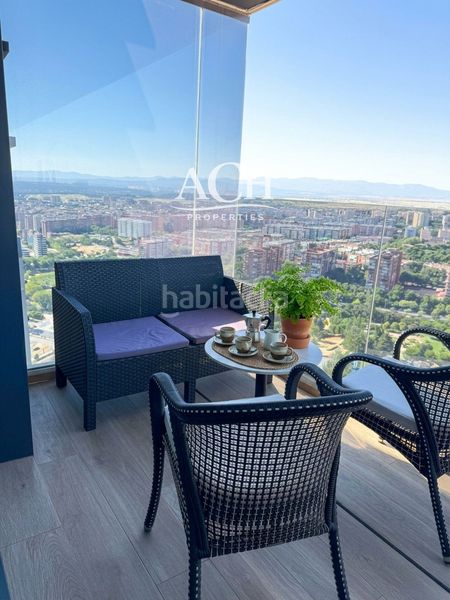 Foto 6772d7e6-dd13-400e-a54a-1a8e166c8603. Rent flat with parking pool in Valdeacederas Madrid