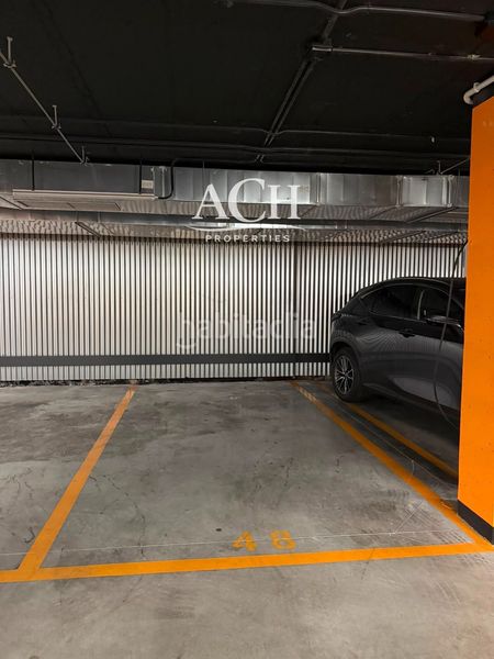 Foto a6b5d1c3-d86e-42c2-8f6b-494f3209e21c. Rent flat with parking pool in Valdeacederas Madrid