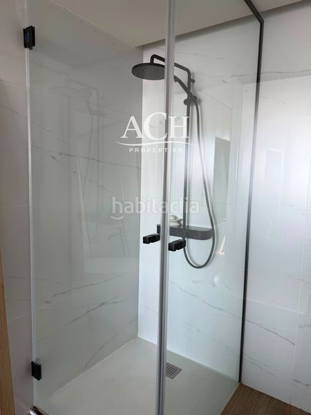 Foto e2d33108-f0ef-4e2f-ba4a-c25a3e09fce4. Rent flat with parking pool in Valdeacederas Madrid