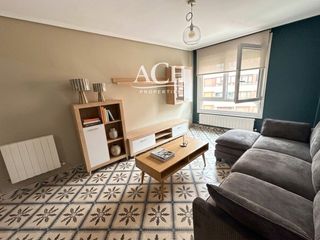 Location Appartement  San valentin de berriotxoa. Piso reformado de 3 habitaciones junto al metro de uribarri  alq