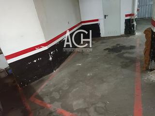 Parking coche en Centro. Ach pone a la venta parcela de garaje con trastero cerrado en sa